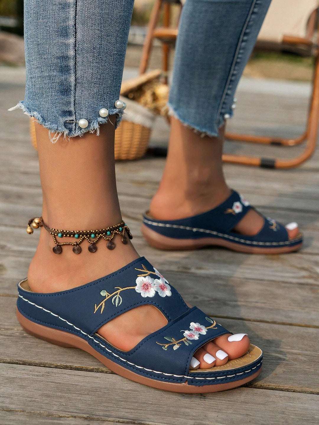 Nina - Floral Platform Sandals