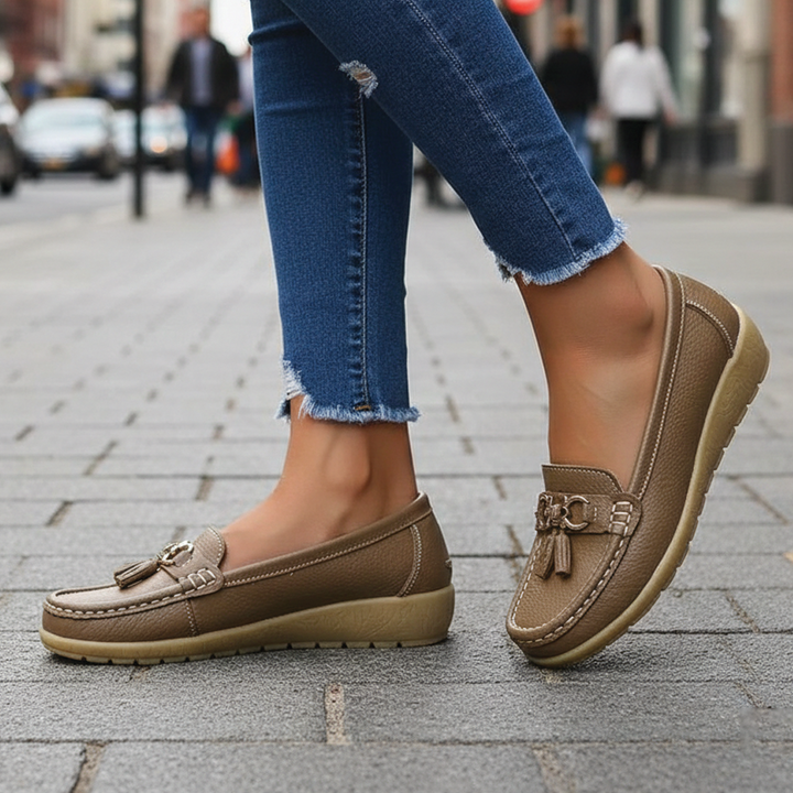 Anja - Classic Leather Loafers