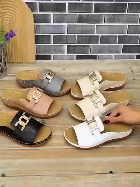 Cordelia | Women's Cushioned Buckle Sandals