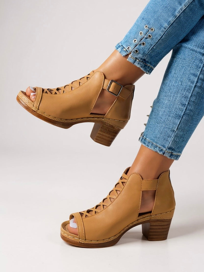 Halle | Women's Cushioned Sandals