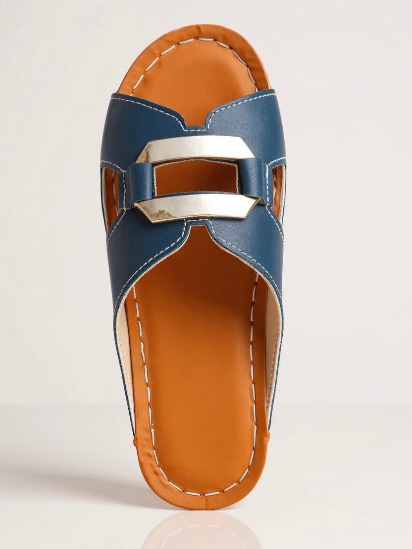 Zinnia | Women's Cushioned Adjustable Buckle Slides