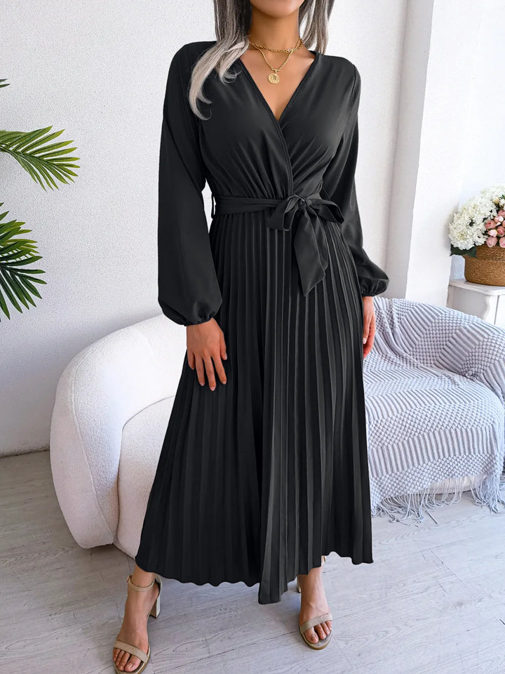 Ellie - V-Neck Maxi Dress
