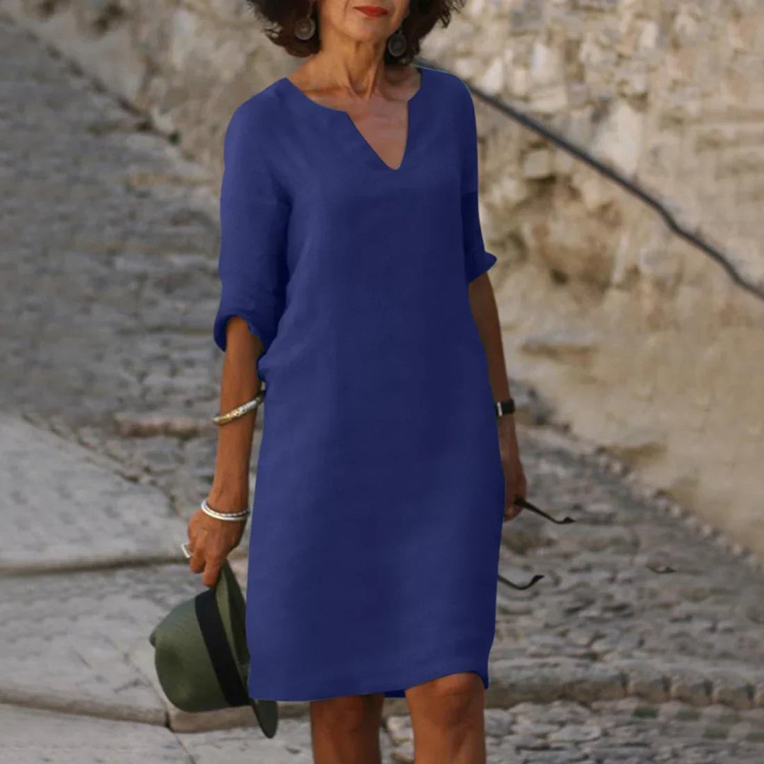 Women's dress with V-neck and 3/4 sleeves | Mini