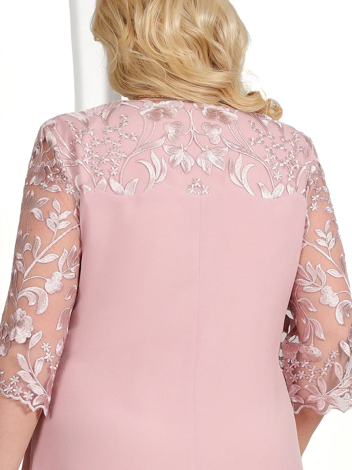 Theresa – Embroidered Banquet Dress in Plus Size