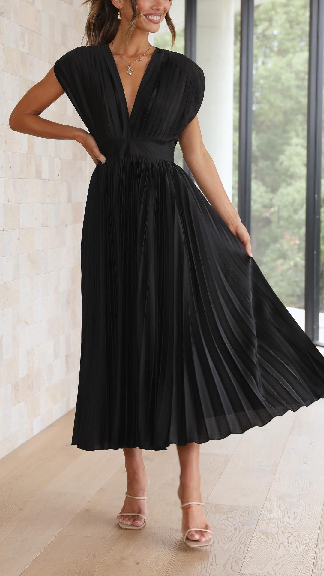 Stella - Pleated Maxi Dress